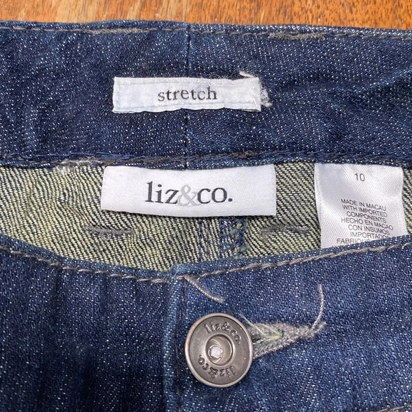 Liz And Co Stretch Women's Size 10 Cropped Capris Dark Wash - Picture 5 of 10